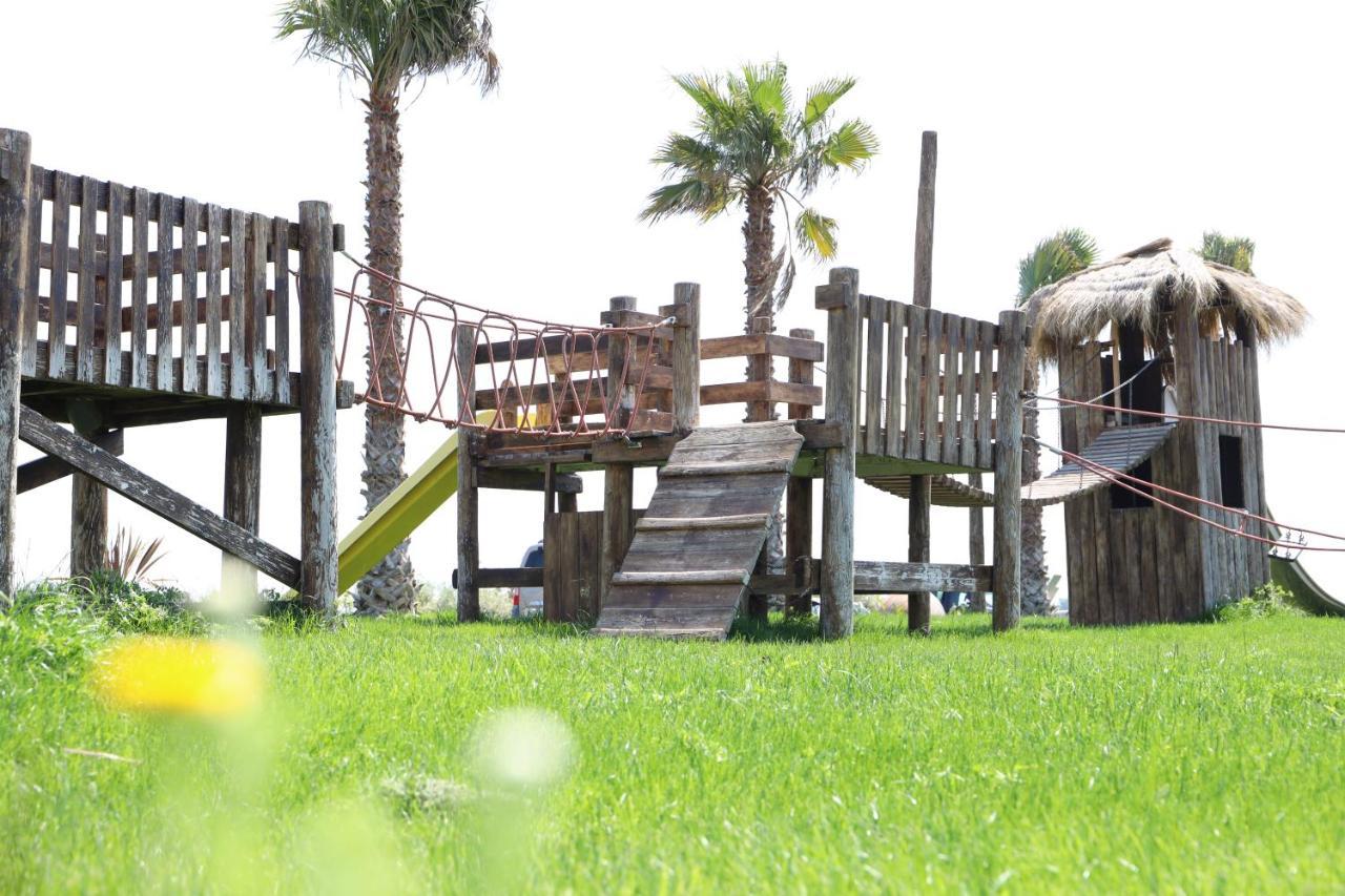 La Finestra Del Delta Guest House L'Ampolla Luaran gambar